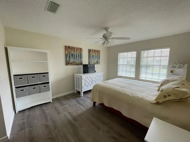 118 Amherst Lane Lake Worth, FL 33467