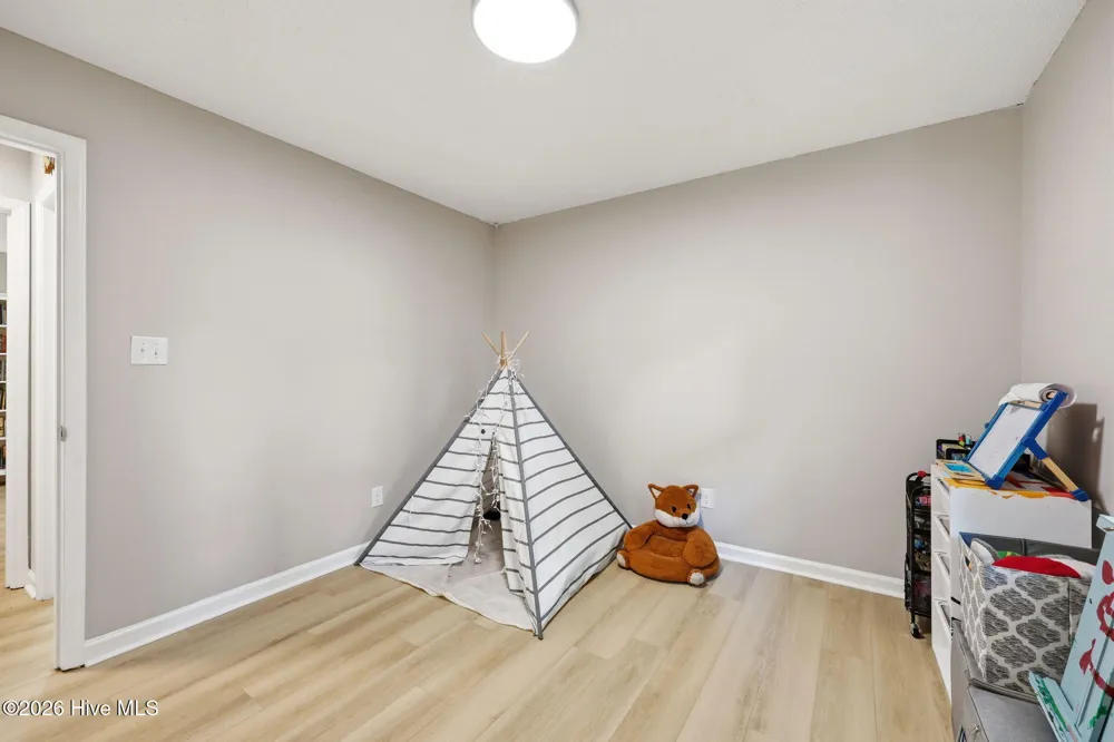 552 Swansboro Loop Road Swansboro, NC 28584
