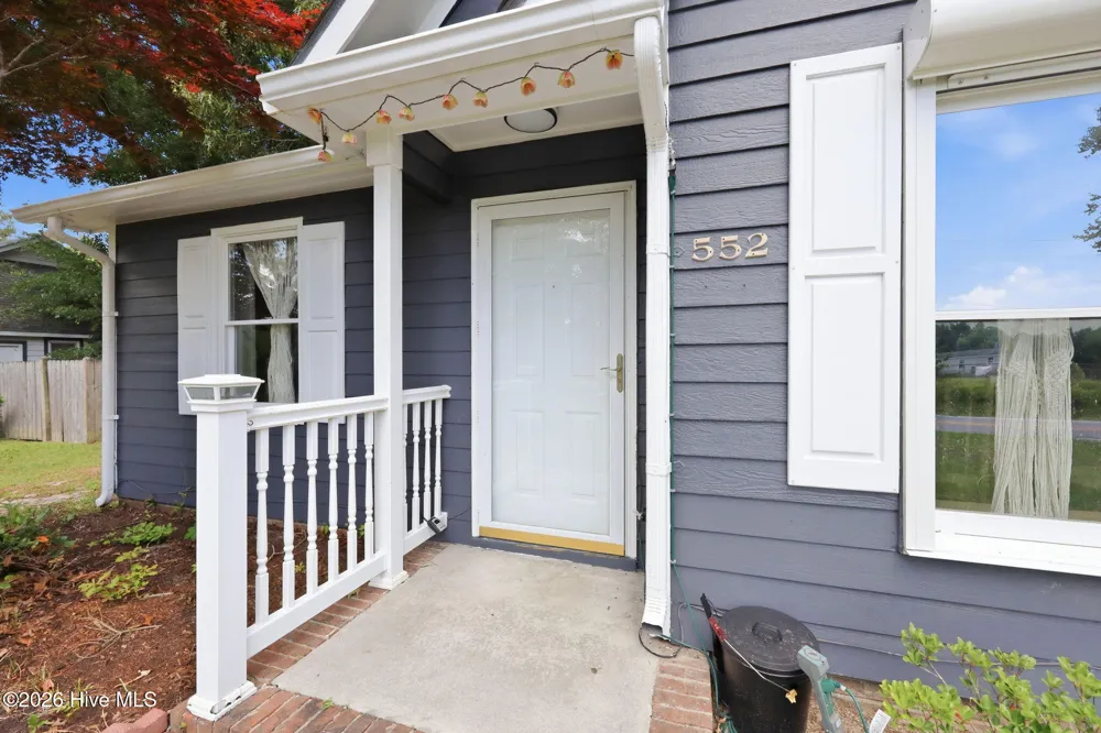 552 Swansboro Loop Road Swansboro, NC 28584