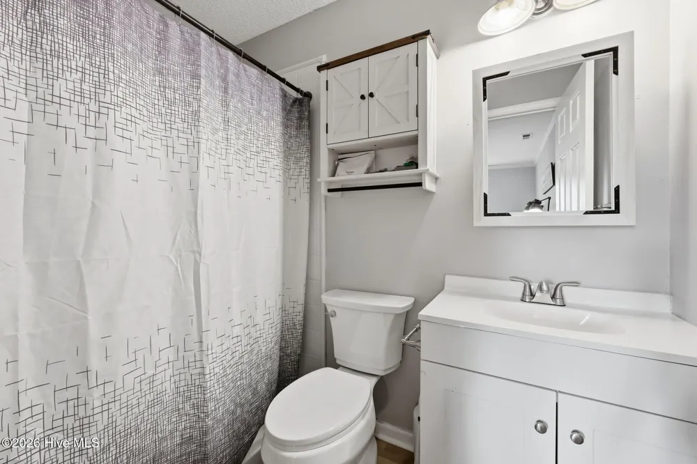 552 Swansboro Loop Road Swansboro, NC 28584