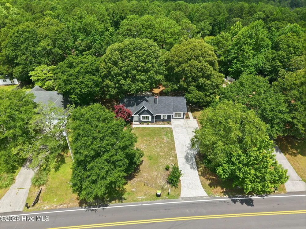 552 Swansboro Loop Road Swansboro, NC 28584