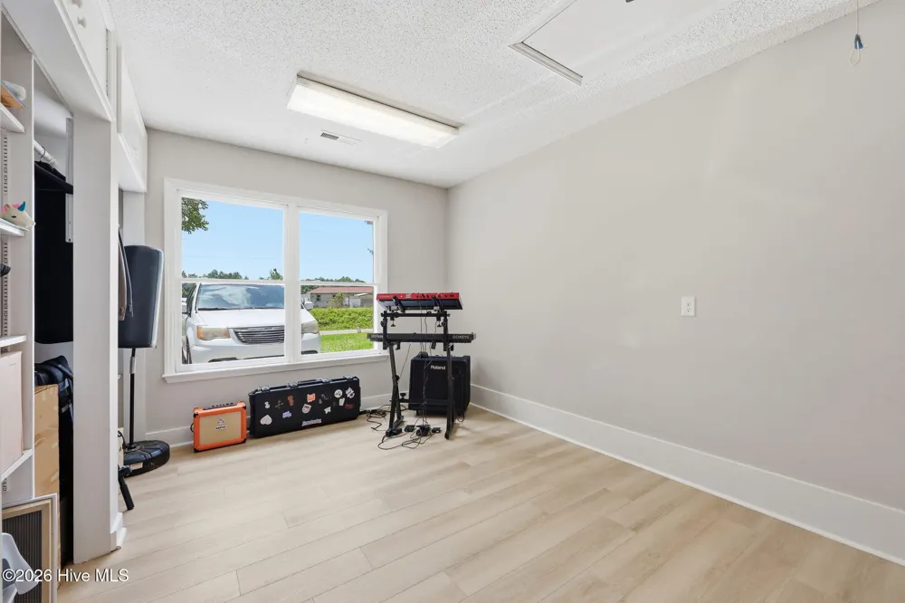 552 Swansboro Loop Road Swansboro, NC 28584