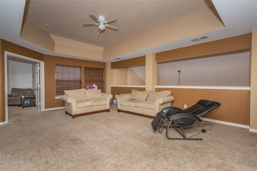 5704 Windmere Lane Haltom City, TX 76137