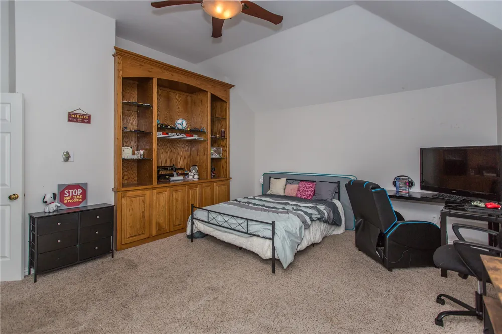 5704 Windmere Lane Haltom City, TX 76137