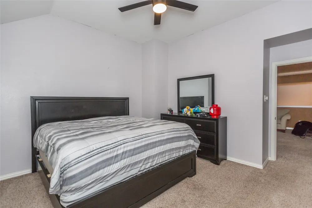 5704 Windmere Lane Haltom City, TX 76137