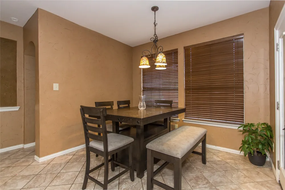 5704 Windmere Lane Haltom City, TX 76137
