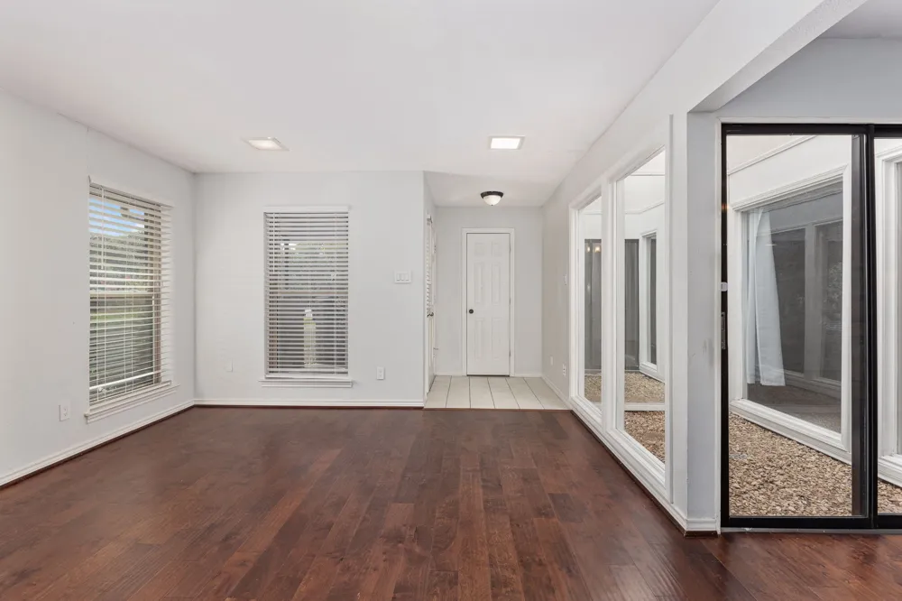 812 Saint Paul Court Richardson, TX 75080