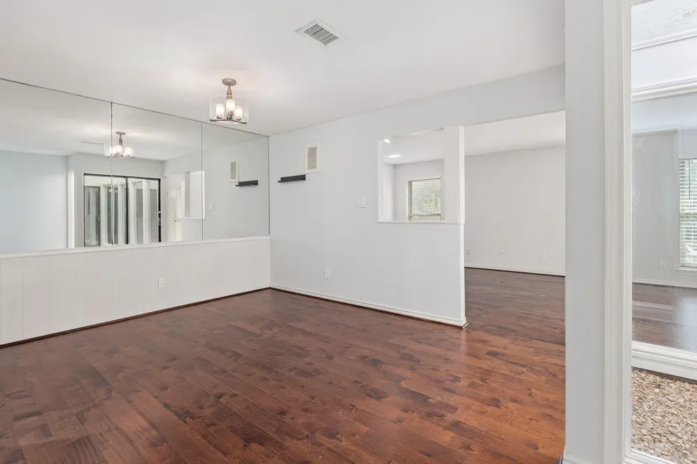 812 Saint Paul Court Richardson, TX 75080