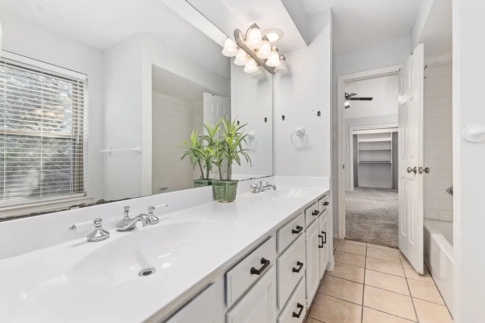 812 Saint Paul Court Richardson, TX 75080