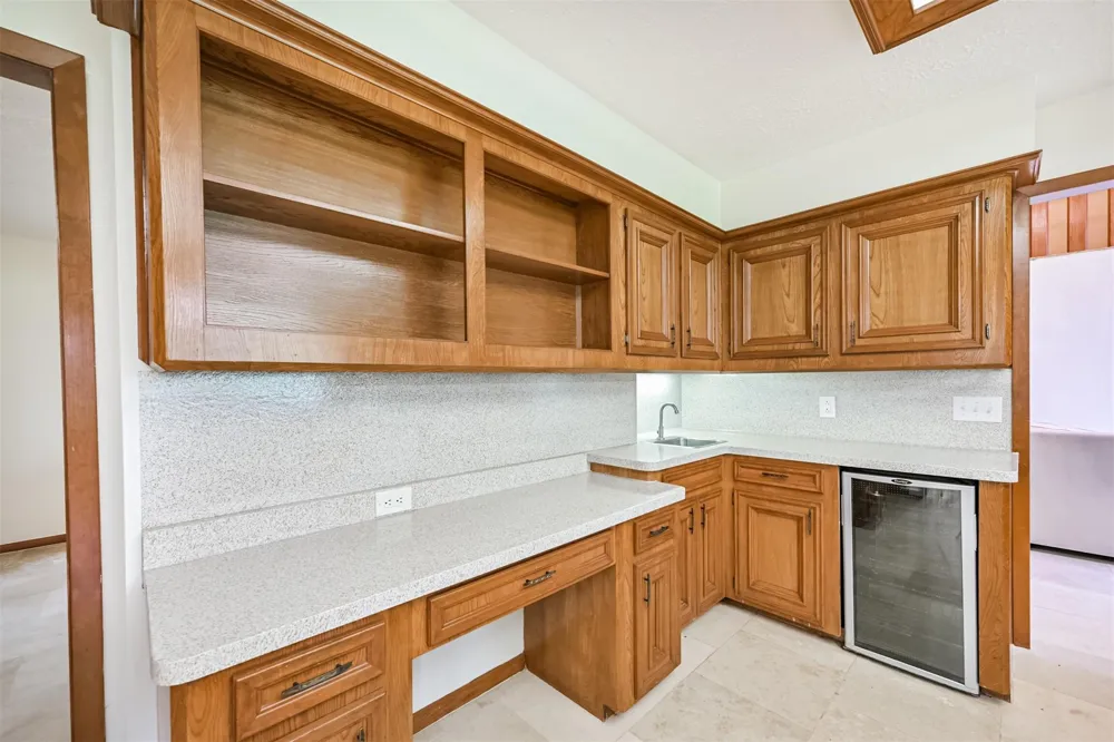16040 Dunes Drive Crosby, TX 77532