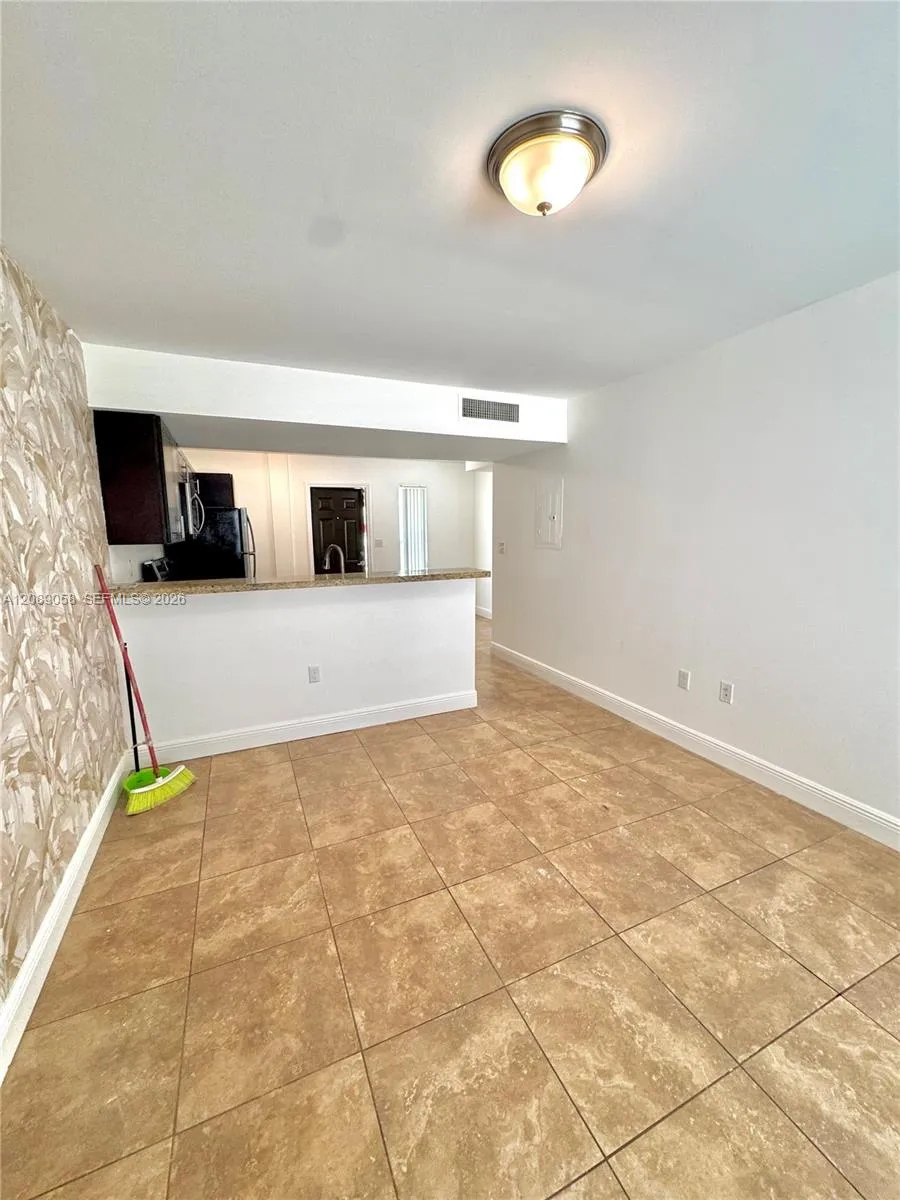1968 NW 4th Ct #323 Miami, FL 33136