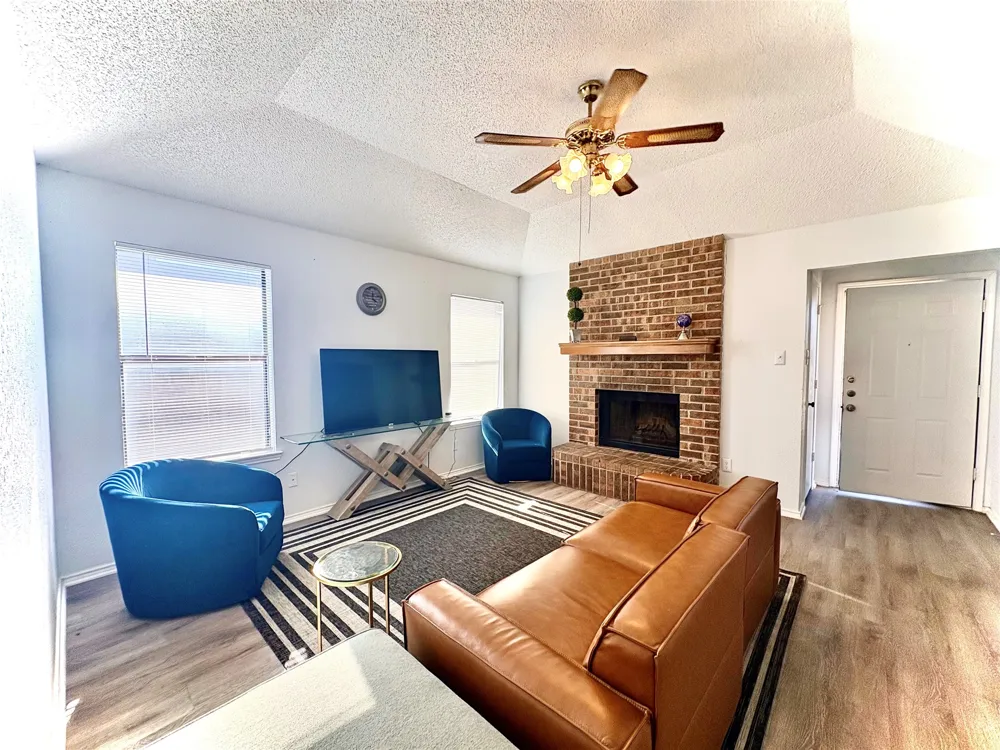1920 San Rafael Street Fort Worth, TX 76134