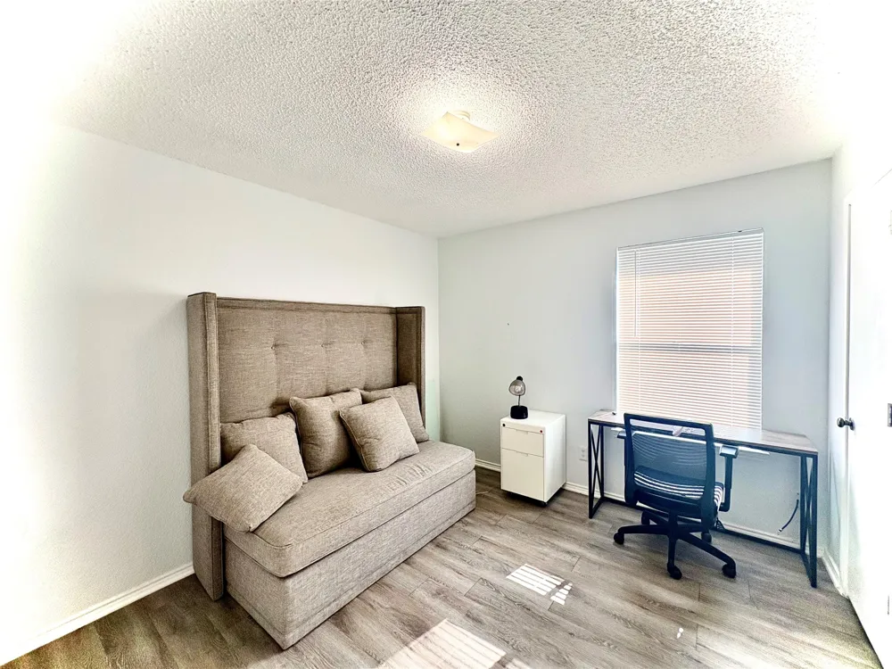 1920 San Rafael Street Fort Worth, TX 76134