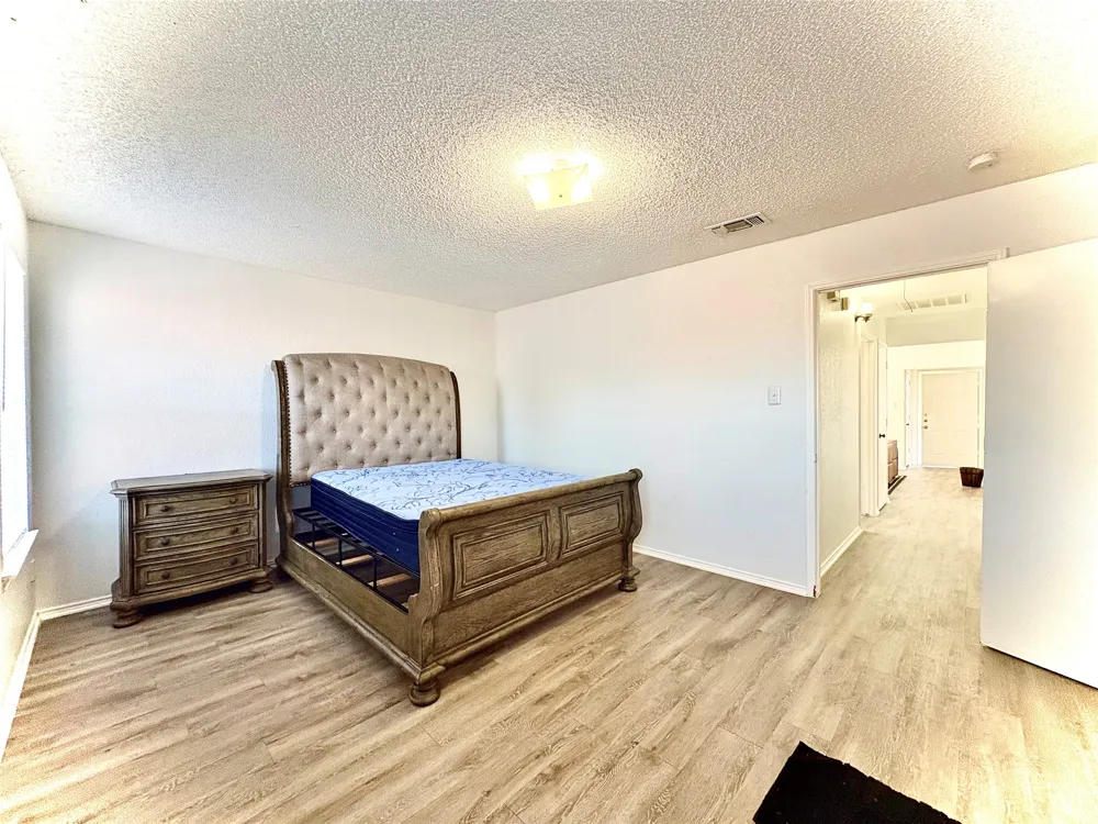 1920 San Rafael Street Fort Worth, TX 76134