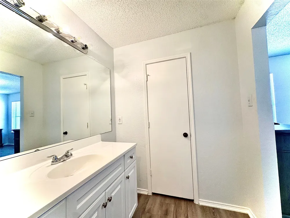 1920 San Rafael Street Fort Worth, TX 76134