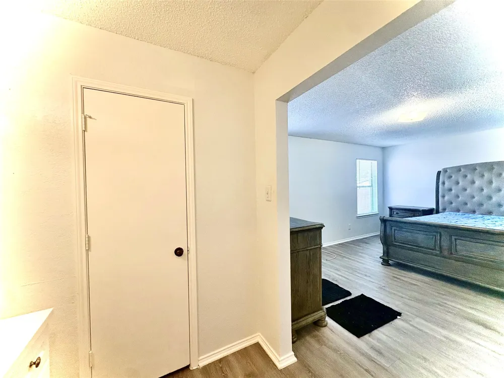1920 San Rafael Street Fort Worth, TX 76134