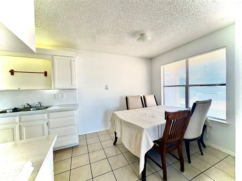 1922 San Rafael Street Fort Worth, TX 76134