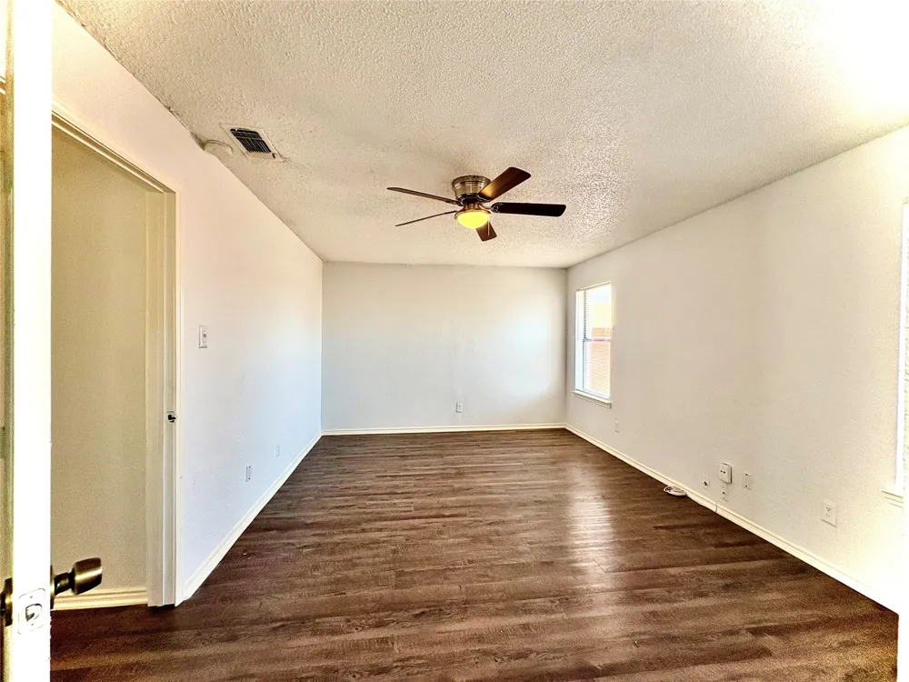 1922 San Rafael Street Fort Worth, TX 76134