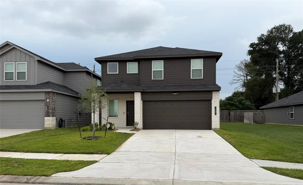 16802 Paintbrush Hollow Lane Houston, TX 77090