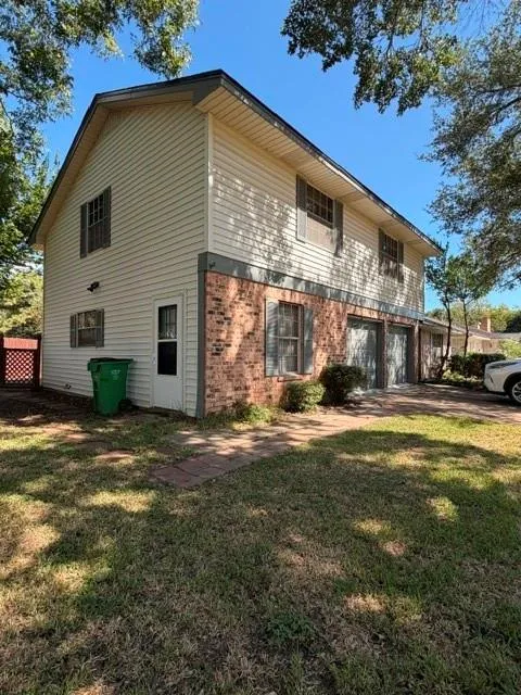 1507 Sierra Drive Baytown, TX 77521