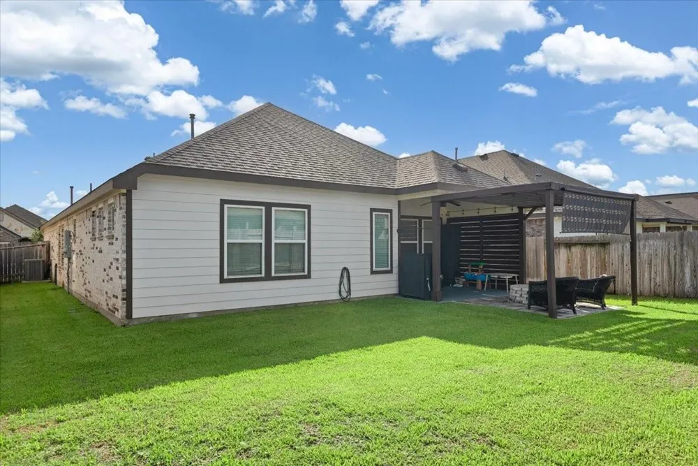 16327 Rockdale Landing Drive Hockley, TX 77447