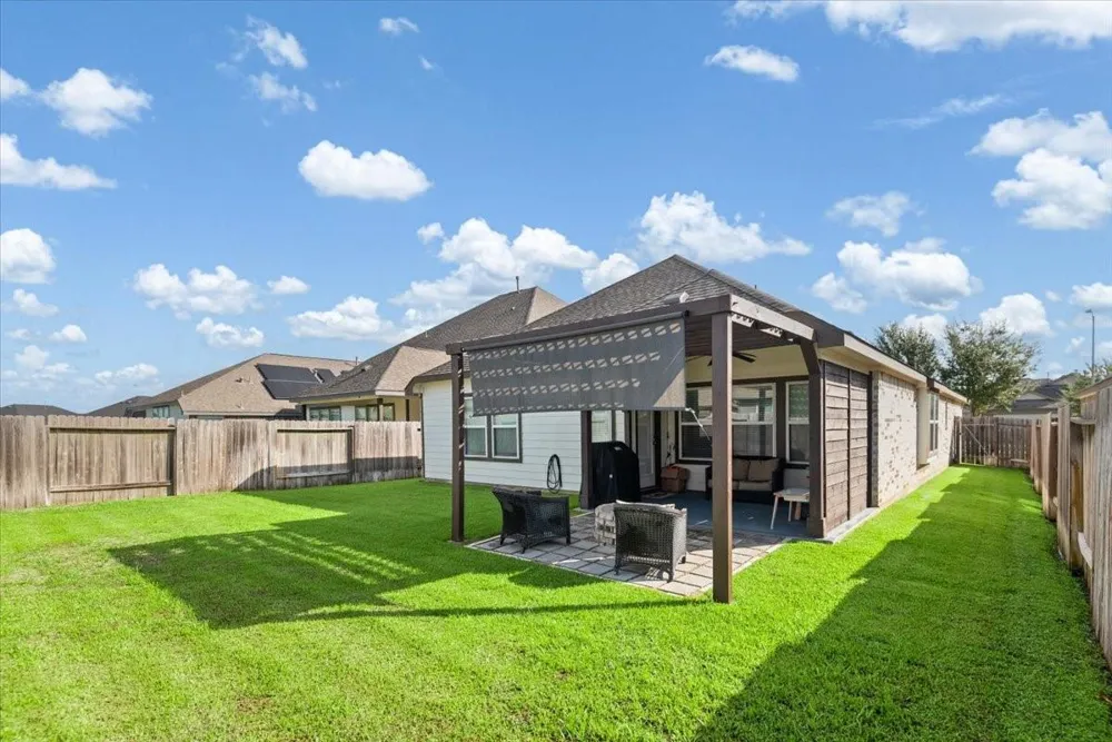 16327 Rockdale Landing Drive Hockley, TX 77447
