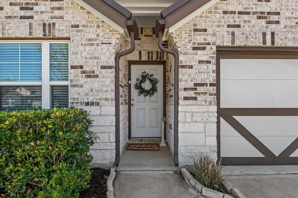 16327 Rockdale Landing Drive Hockley, TX 77447