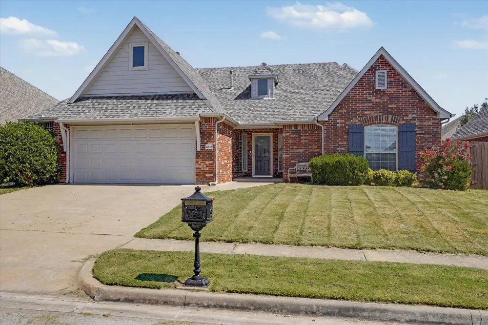 12529 S Date Place Jenks, OK 74037