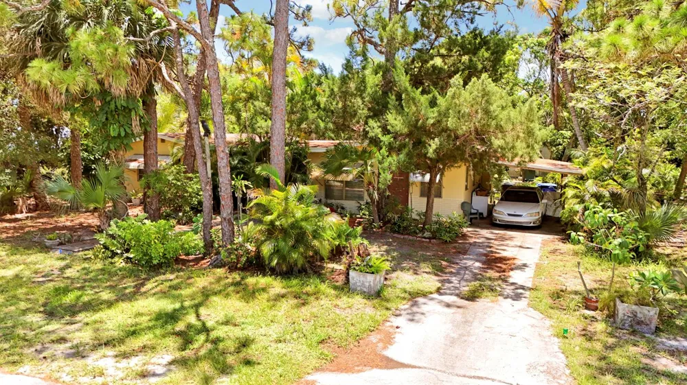 142 2ND STREET Jupiter, FL 33458