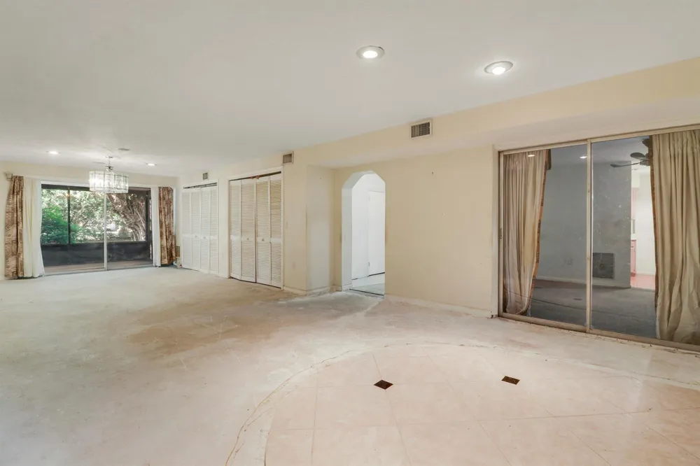 142 2ND STREET Jupiter, FL 33458