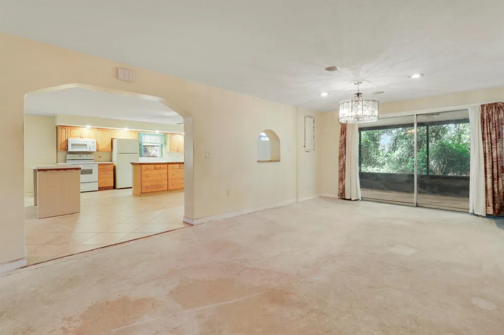 142 2ND STREET Jupiter, FL 33458