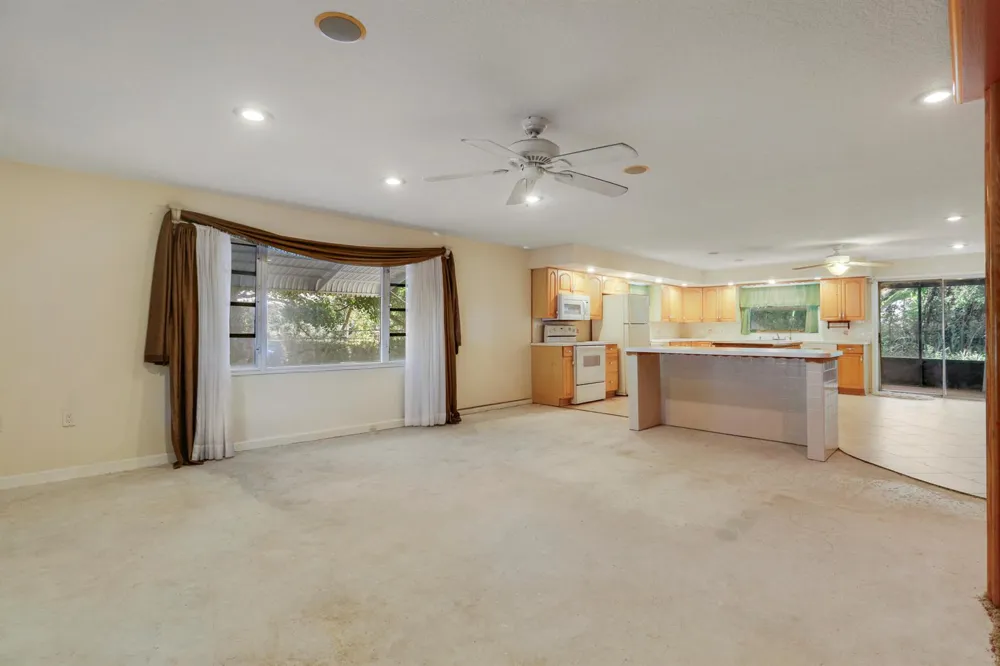 142 2ND STREET Jupiter, FL 33458