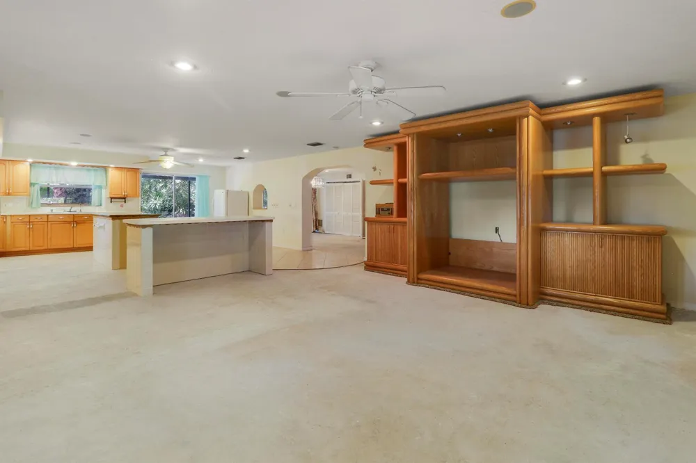 142 2ND STREET Jupiter, FL 33458