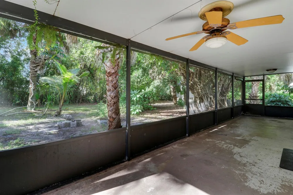 142 2ND STREET Jupiter, FL 33458