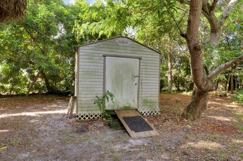 142 2ND STREET Jupiter, FL 33458