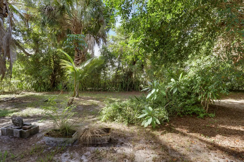 142 2ND STREET Jupiter, FL 33458