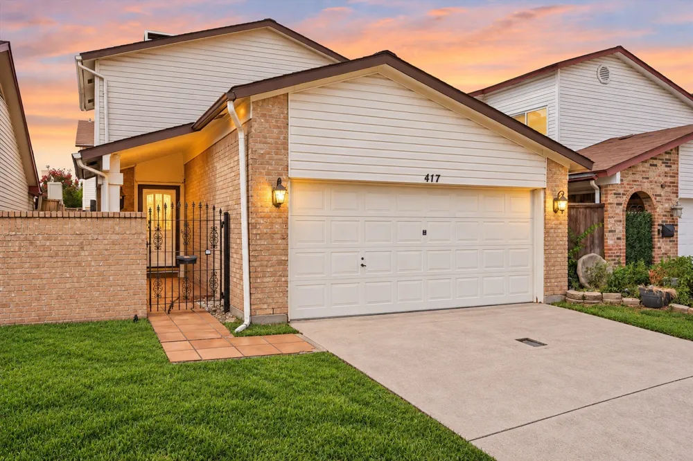 417 Santa Rosa Drive Garland, TX 75043