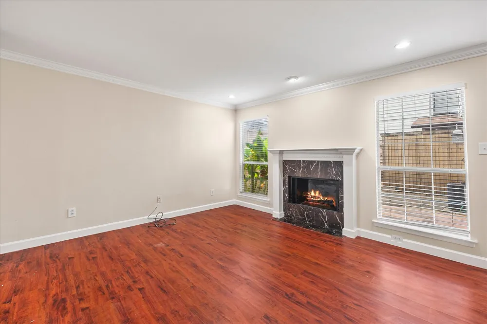 417 Santa Rosa Drive Garland, TX 75043