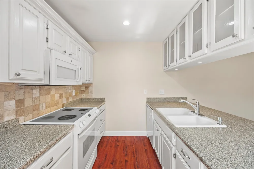 417 Santa Rosa Drive Garland, TX 75043