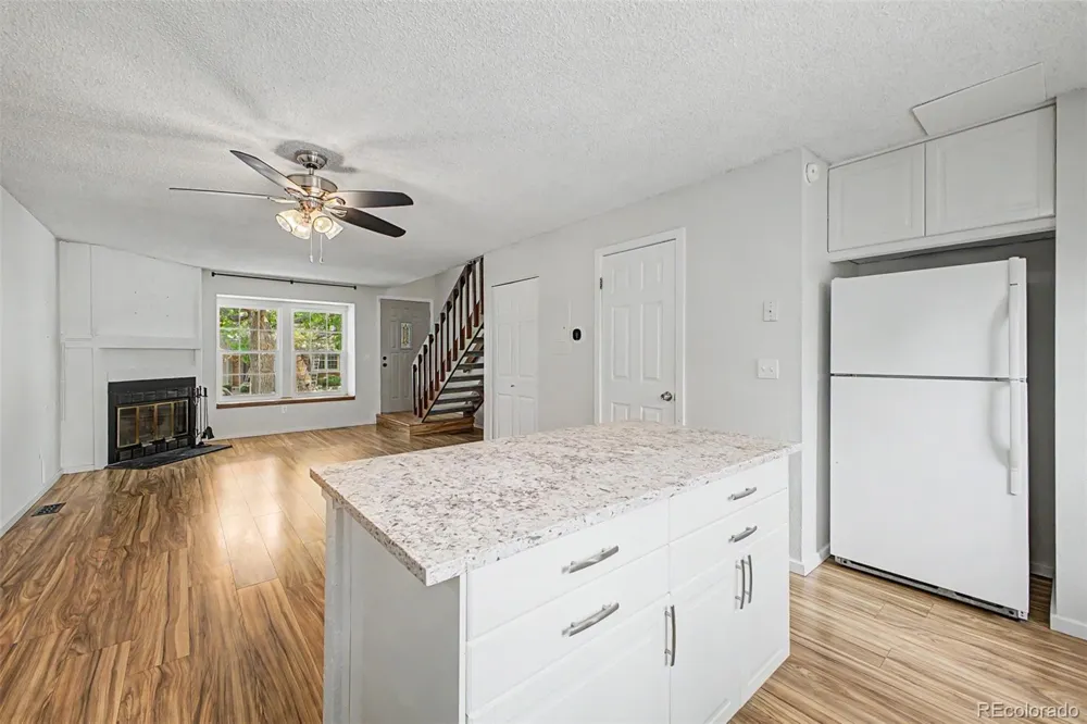 18274 E Arizona Avenue #B Aurora, CO 80017