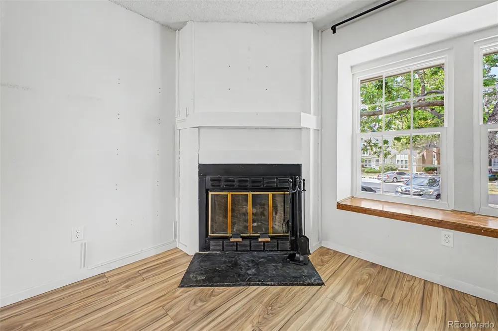 18274 E Arizona Avenue #B Aurora, CO 80017