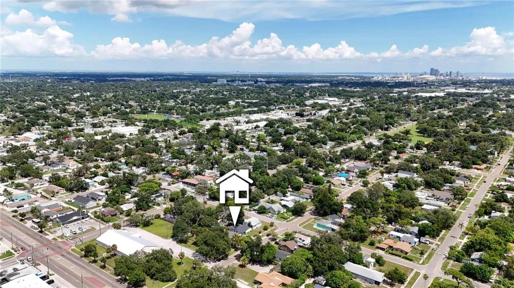 4811 12TH AVENUE S St Petersburg, FL 33711