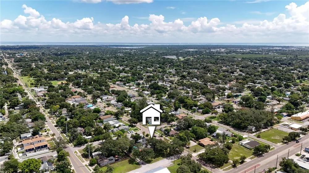 4811 12TH AVENUE S St Petersburg, FL 33711