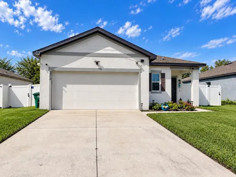 3512 FERNANDA DRIVE