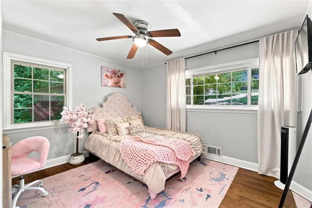 613 Holly Drive S Gainesville, GA 30501