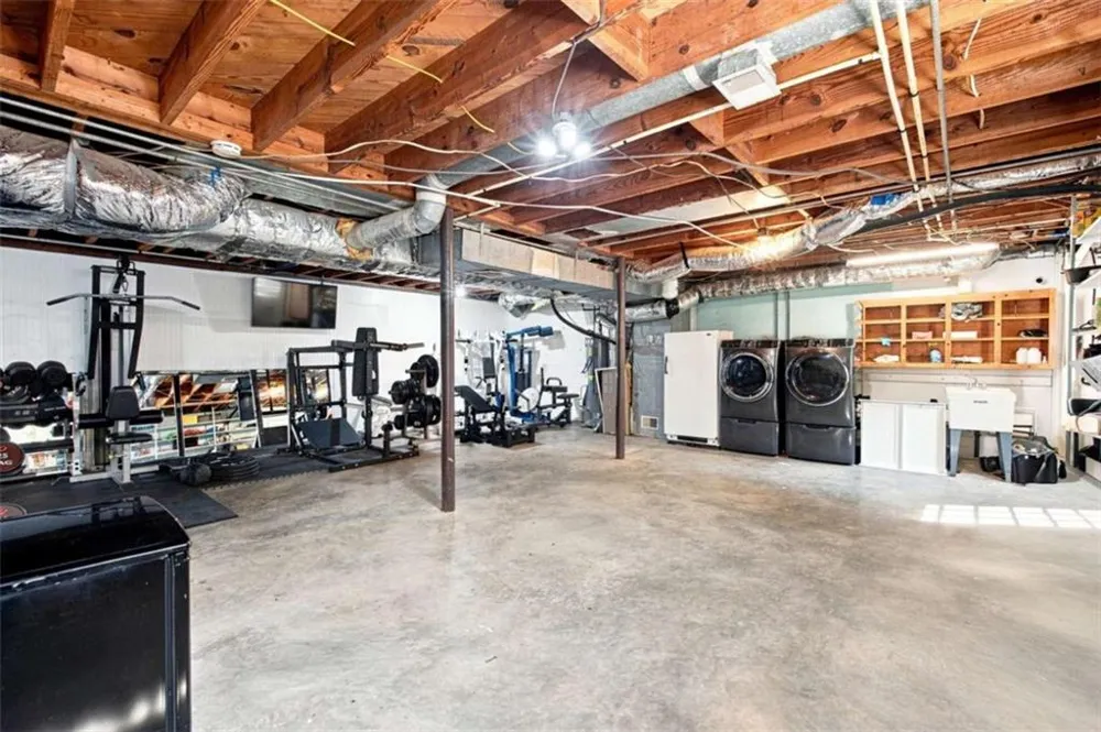 613 Holly Drive S Gainesville, GA 30501