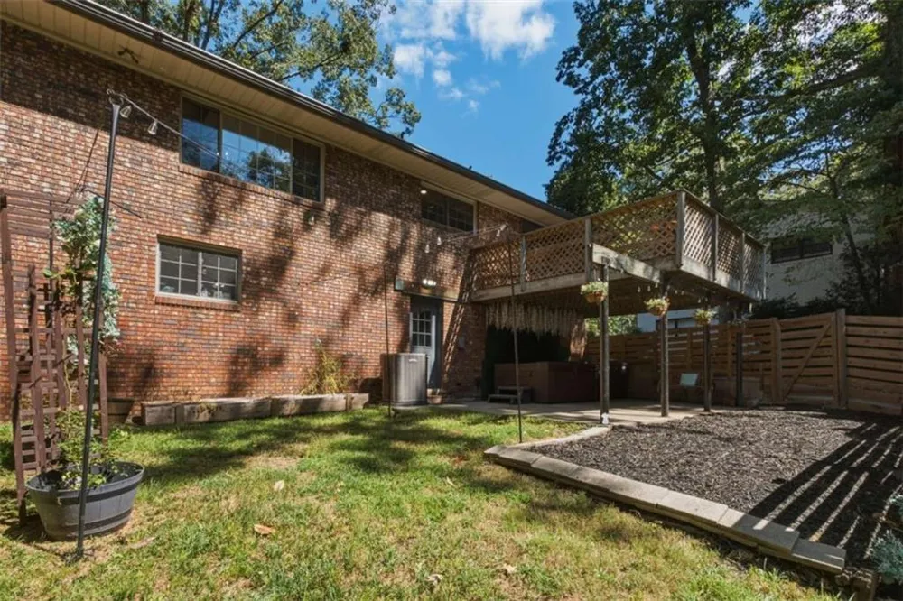 613 Holly Drive S Gainesville, GA 30501