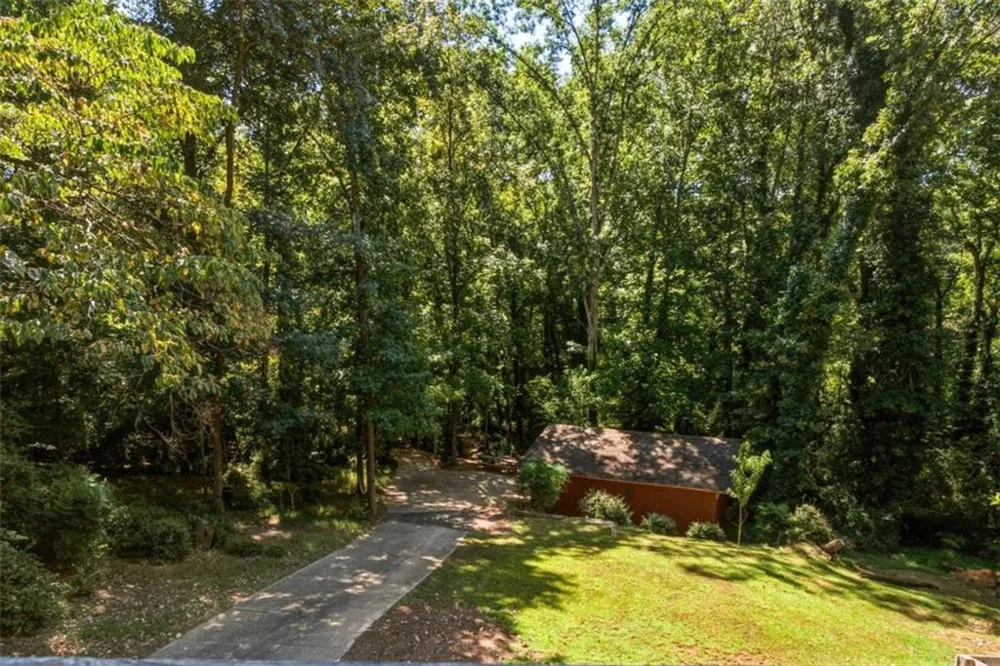 613 Holly Drive S Gainesville, GA 30501