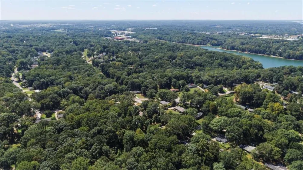 613 Holly Drive S Gainesville, GA 30501