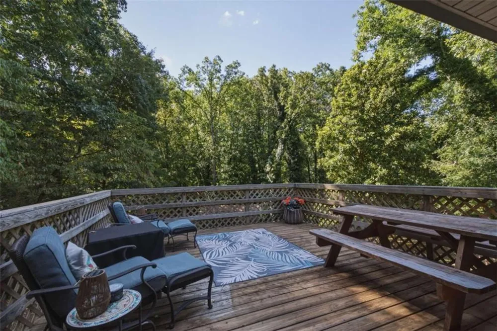 613 Holly Drive S Gainesville, GA 30501